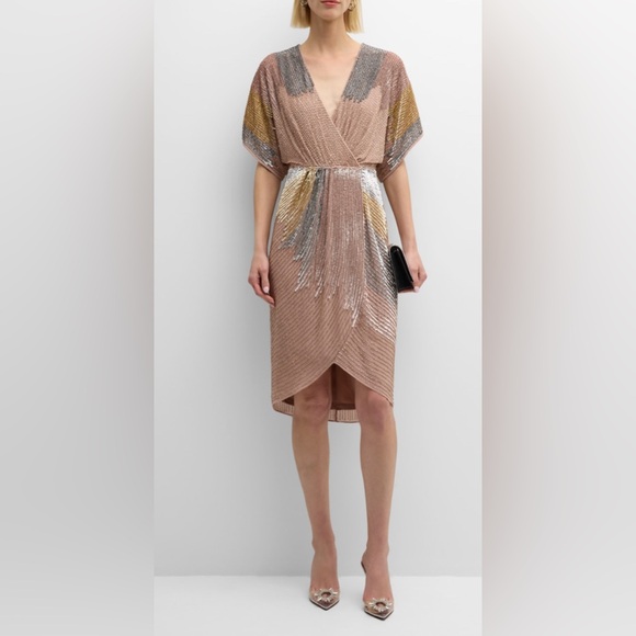 LIV FOSTER ❤️❤️ Luxurious Beaded Sequin Dolman Sleeve Faux-Wrap Dress size 6 NWT - Picture 4 of 15